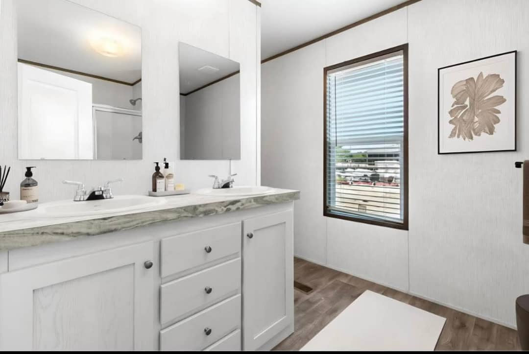 ELORA MOBILE HOME 2 Bed π | 2 Bath π | 940 Sq. Ft.