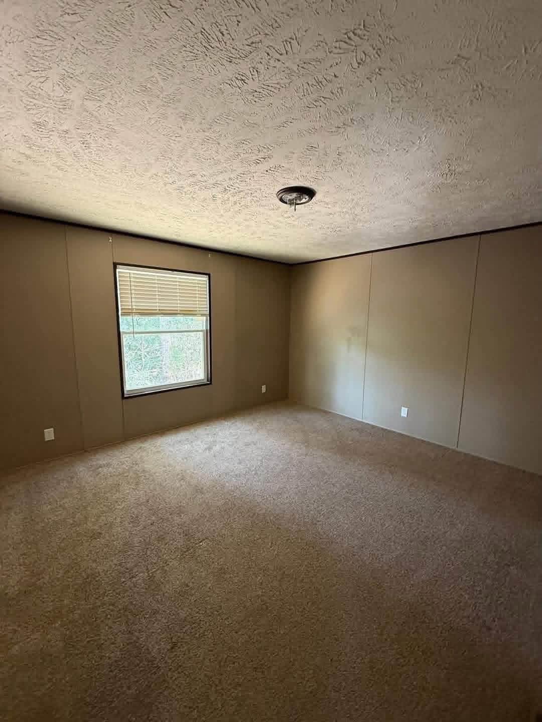 The Mobile Home Rocker 4 Bedrooms • 2 Bathrooms