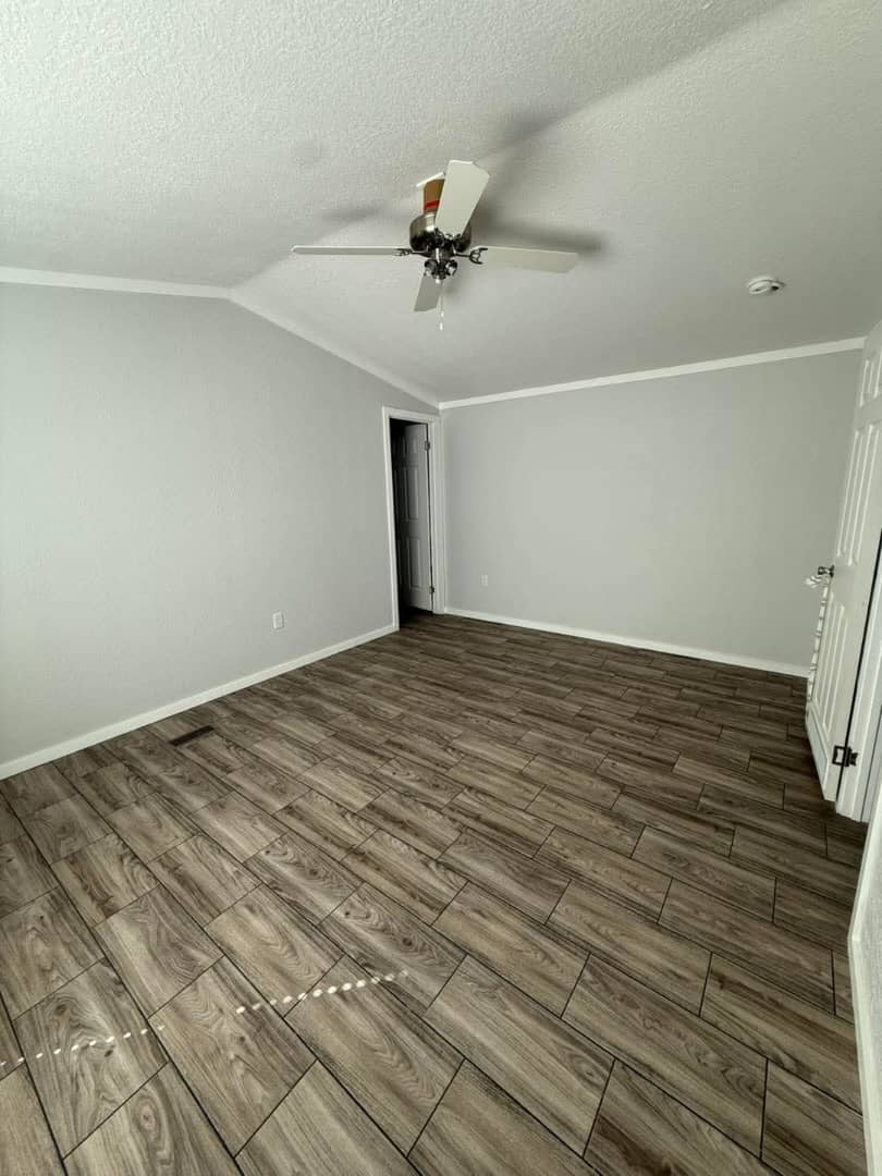 CHAMPIONS MOBILE HOME 3 Bedrooms 🛁 2 Full Baths