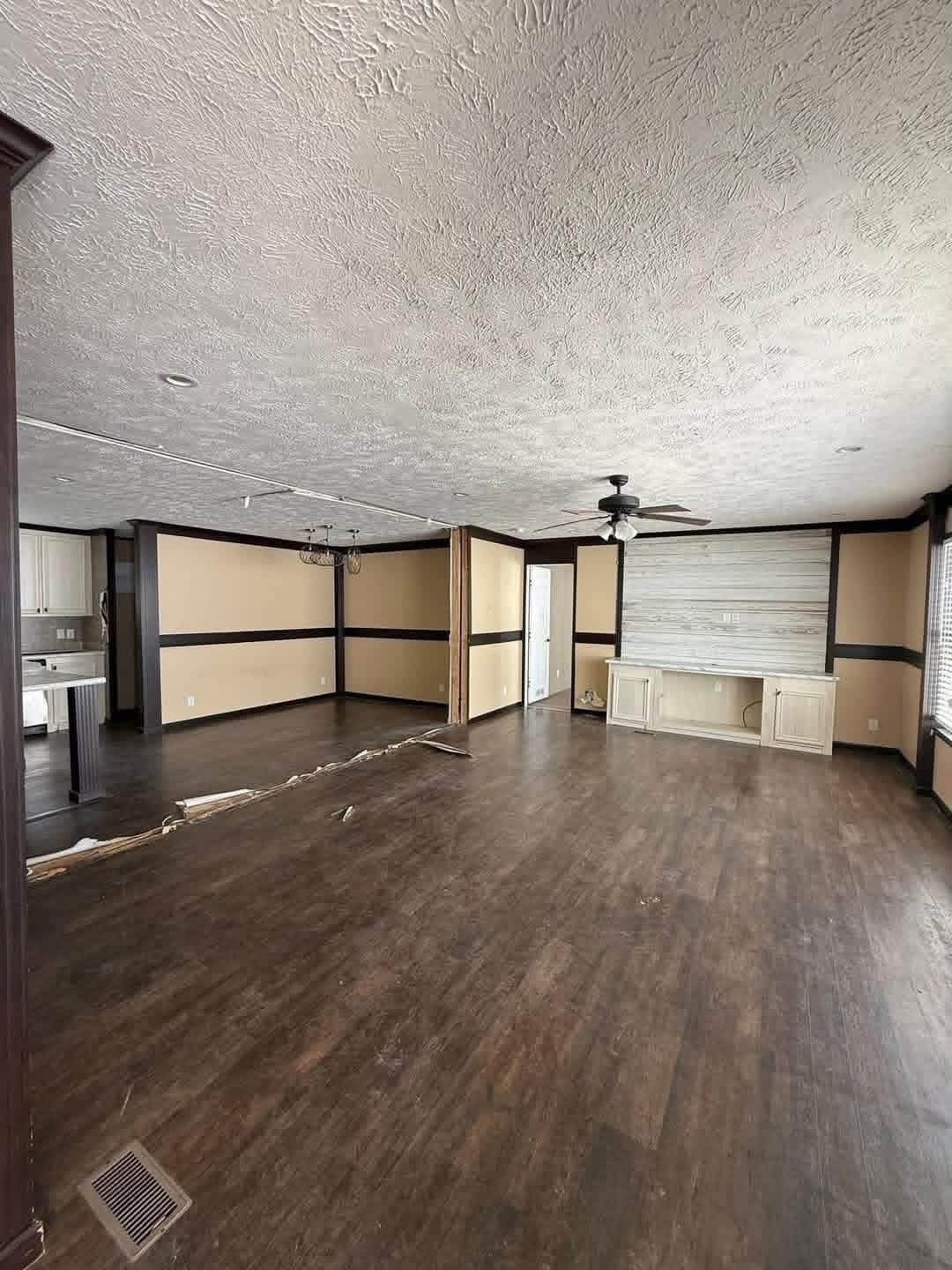 The Mobile Home Rocker 4 Bedrooms • 2 Bathrooms