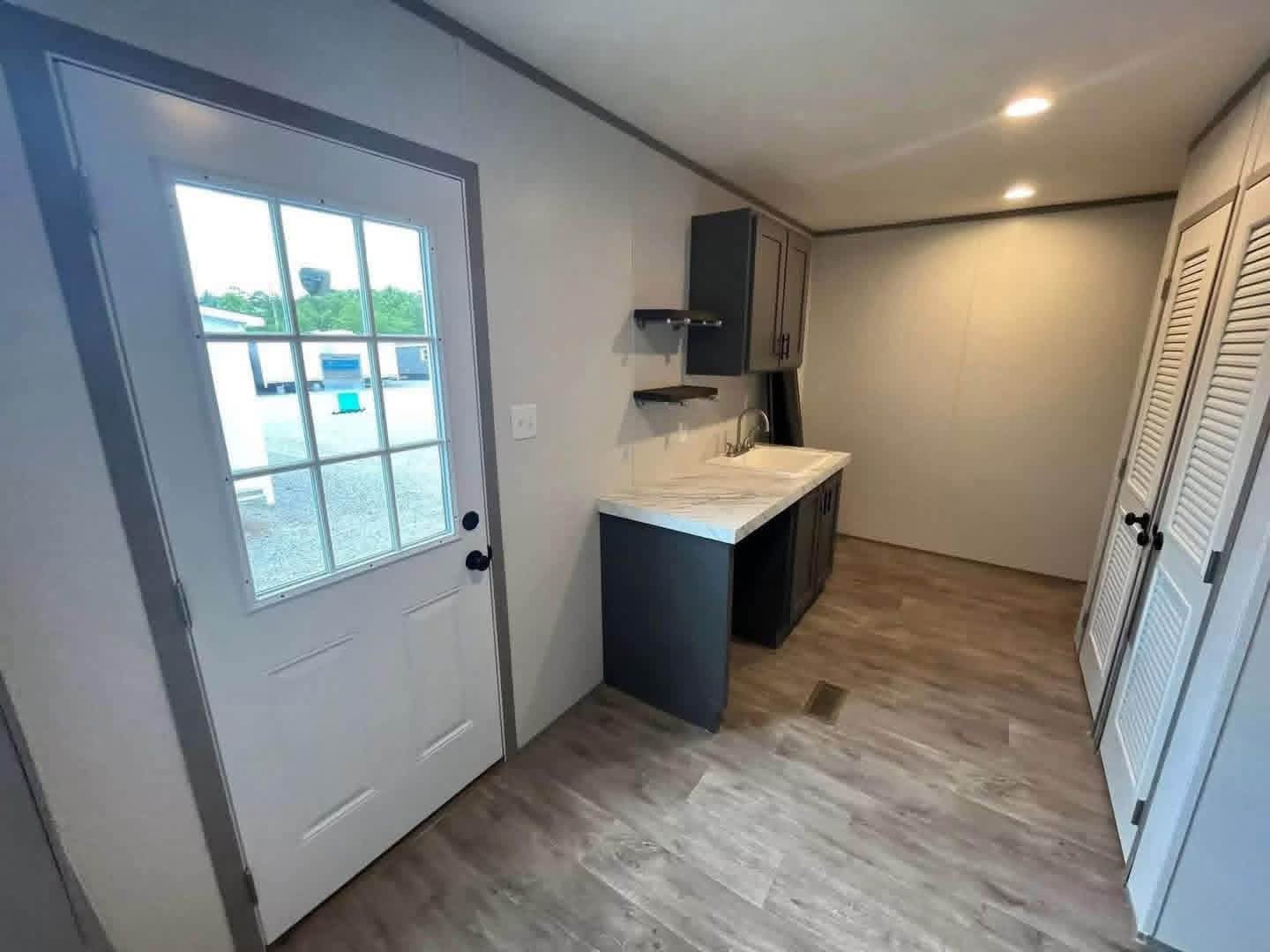 The Mobile Home Pink 3 Bedrooms | 2 Bathrooms