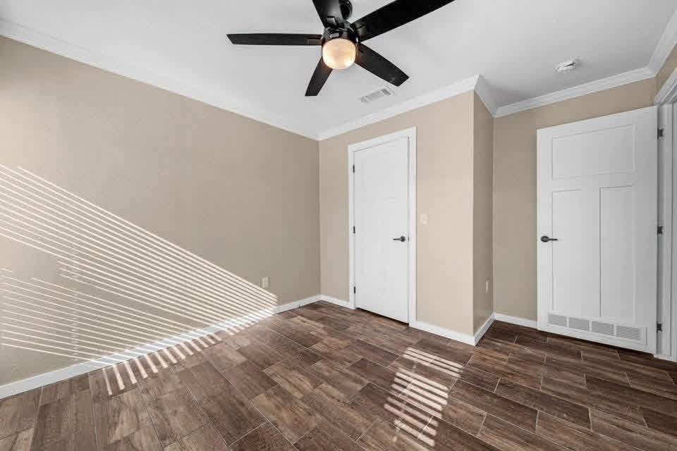 The Mobile Home Makary  3 Bedrooms, 2 Bathrooms