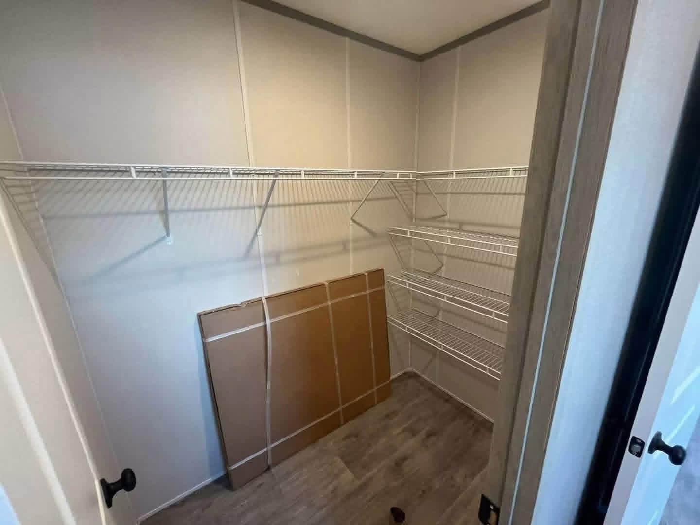 The Mobile Home Pink 3 Bedrooms | 2 Bathrooms