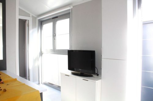 PIRAX MOBILE HOME , ️️ 2 rooms,  1 bathroom