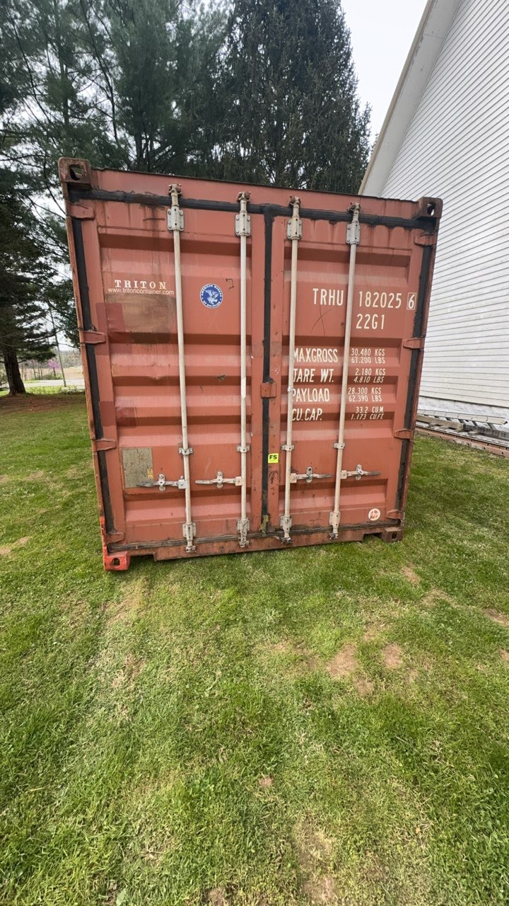 Used 20ft Standard Shipping Container